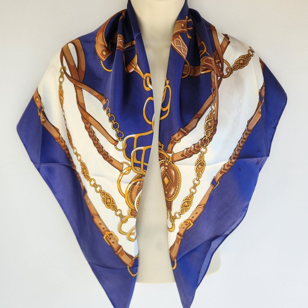 Gabriella Scarf